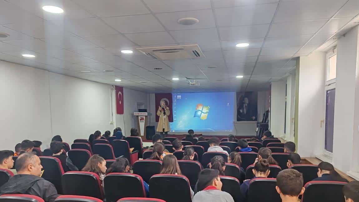 ATATÜRK ORTAOKULUNA OKUL TANITIM FAALİYETİ DÜZENLEDİK